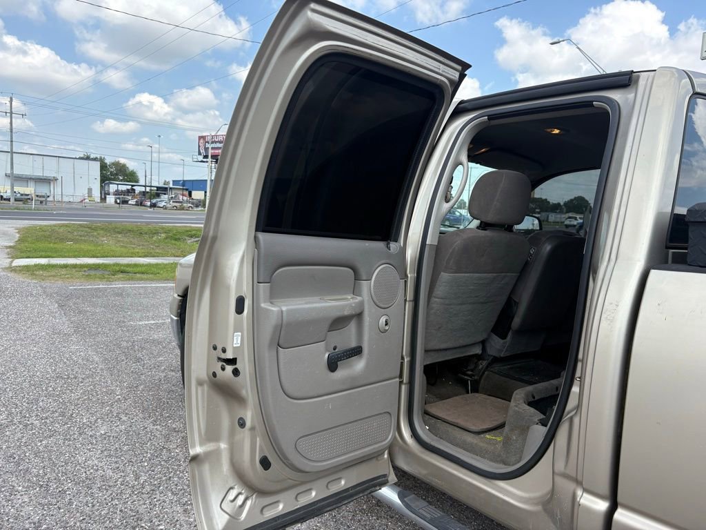 Used 2004 Dodge Ram 1500 Truck SLT image 12