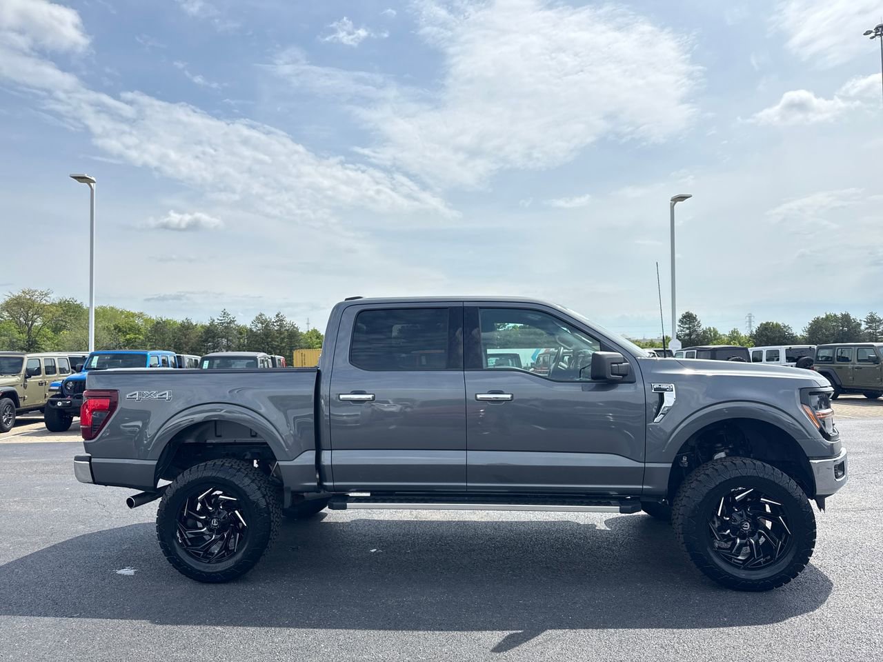 Used 2025 Ford F150 XLT w/ Equipment Group 301A Standard AWD/4WD image 2