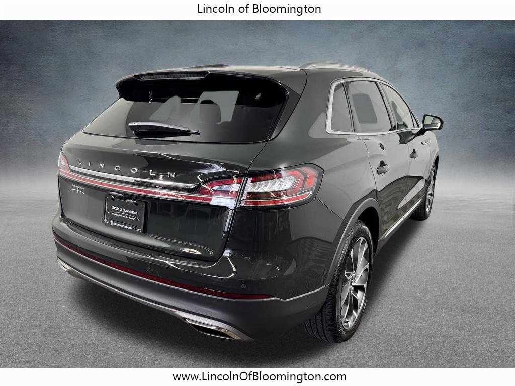 Used 2023 Lincoln Nautilus Reserve AWD/4WD image 8