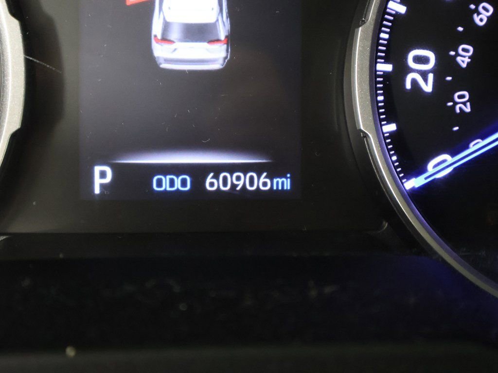 Used 2020 Toyota RAV4 XLE w/ Convenience Package AWD/4WD image 36