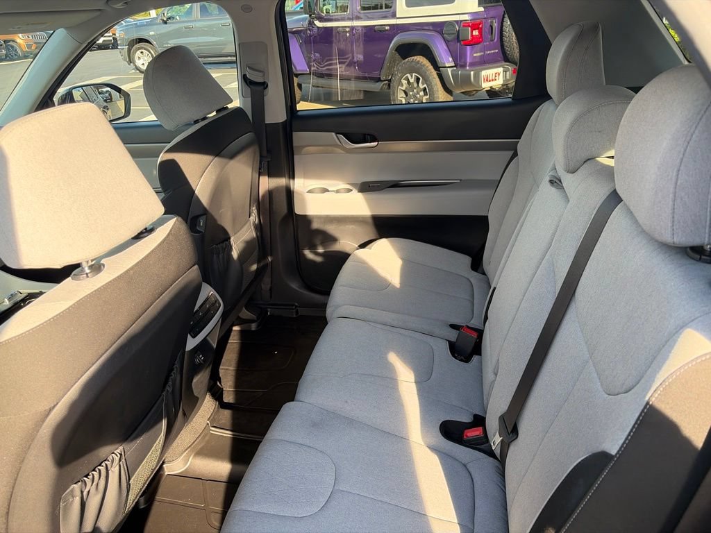 Used 2020 Hyundai Palisade SE FWD image 18