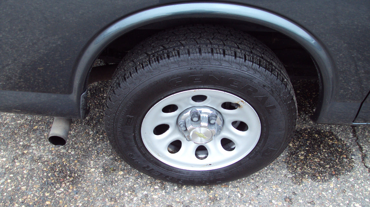 Used 2014 Chevrolet Express 1500 LT w/ LT Preferred Equipment Group image 31