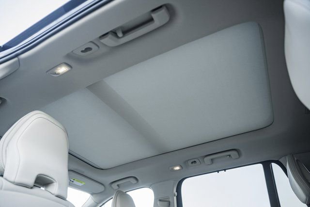 New 2026 Volvo XC90 B6 Ultra w/ Protection Package Premier image 32