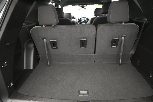 Used 2023 Chevrolet Traverse LT FWD image 26