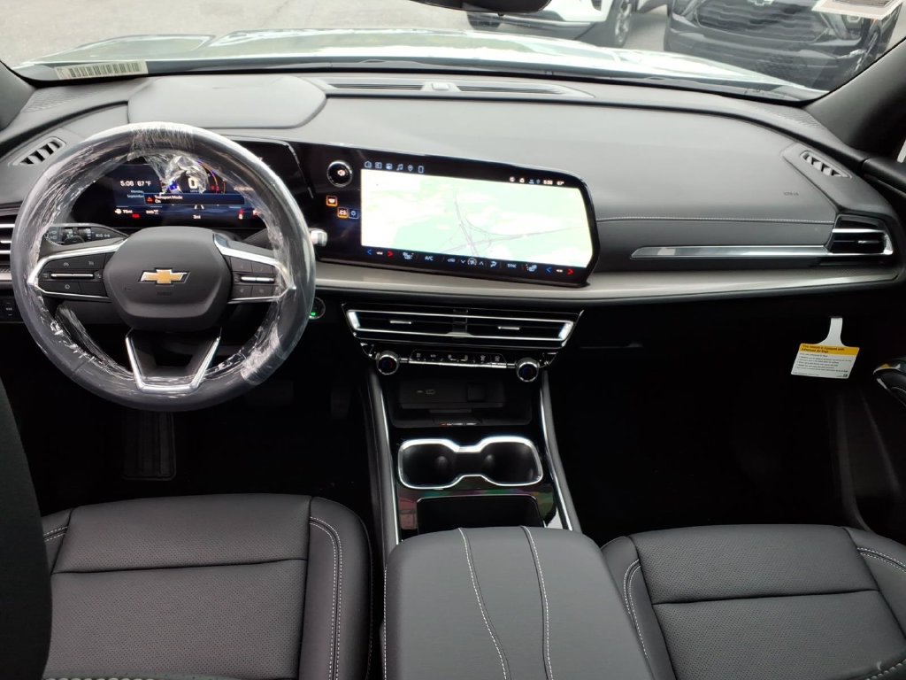New 2027 Chevrolet Traverse LT w/ Sun and Wheel Package AWD/4WD image 22