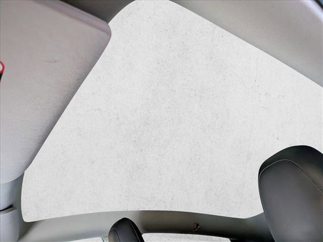 Used 2023 Tesla Model Y Long Range image 16