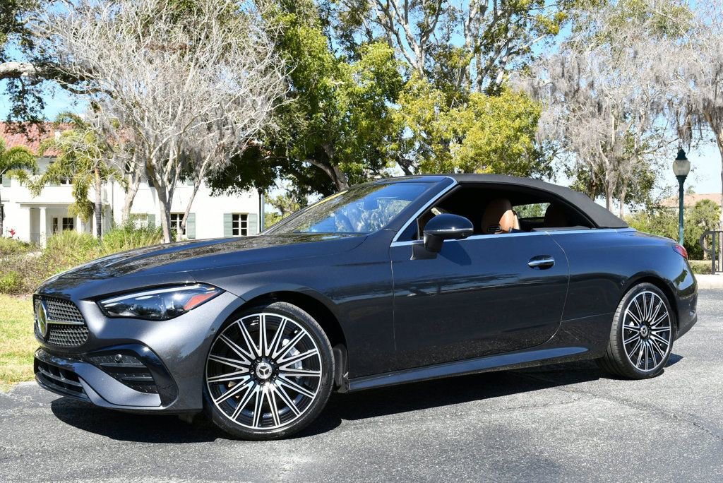 Used 2024 Mercedes-Benz CLE 450 4MATIC Cabriolet image 26