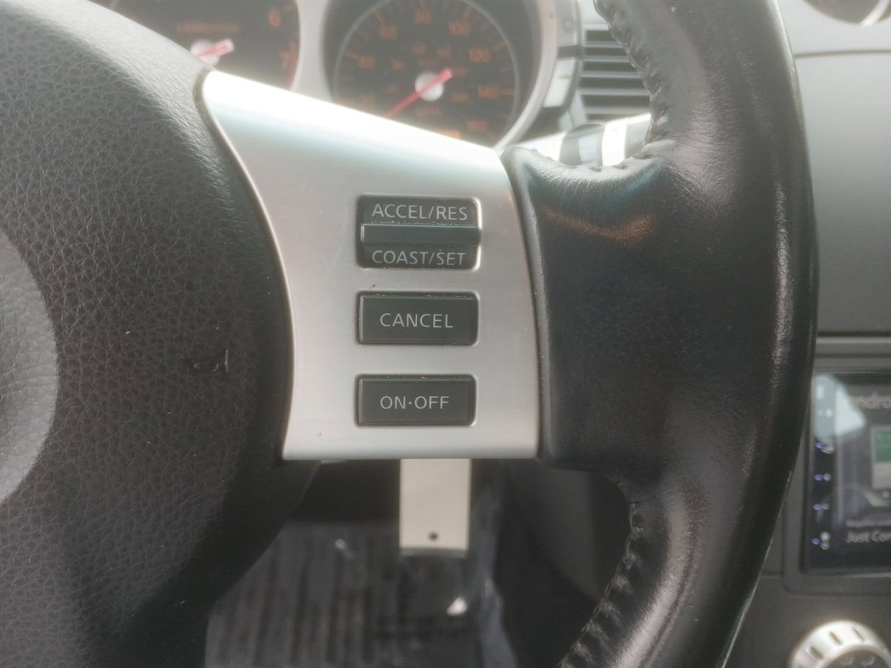 Used 2006 Nissan 350Z Enthusiast w/ (N93) Cargo Convenience Pkg image 47