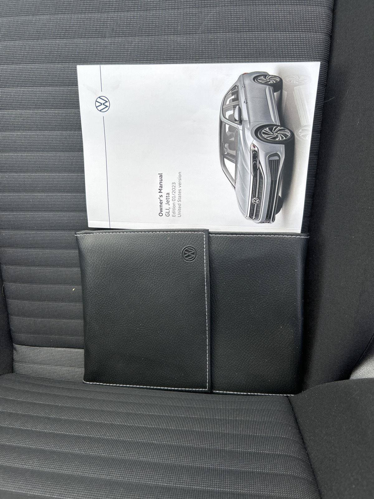 Used 2023 Volkswagen Jetta S FWD image 3