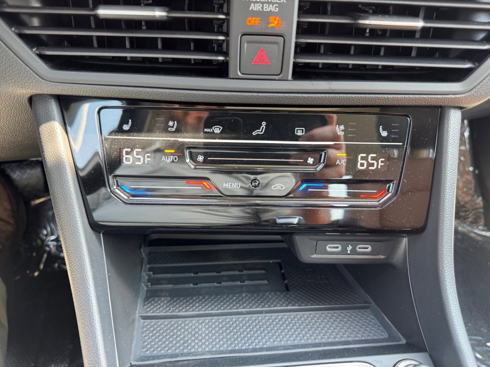 New 2026 Volkswagen Jetta SEL image 18