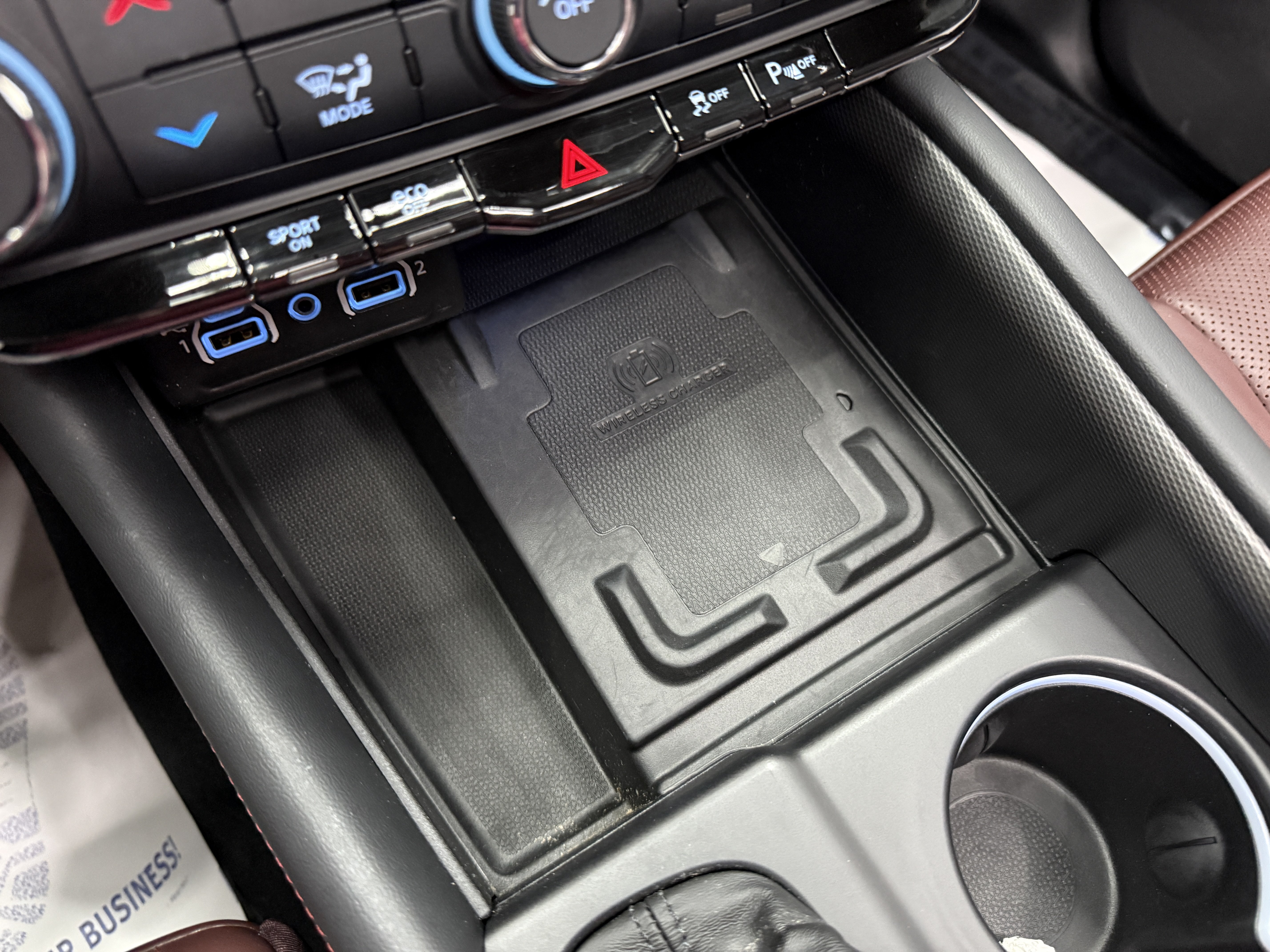 Used 2024 Dodge Durango R/T w/ Blacktop Package AWD/4WD image 17