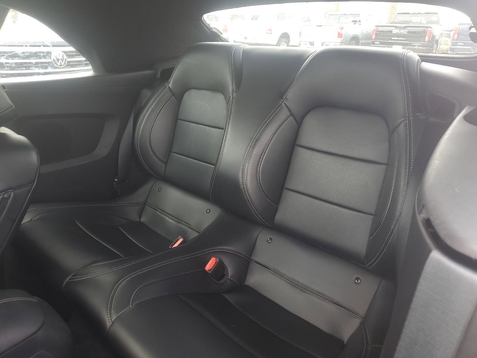 Used 2025 Ford Mustang Premium image 9