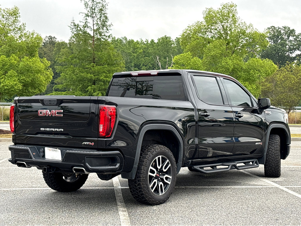Used 2022 GMC Sierra 1500 AT4 w/ AT4 Premium Package AWD/4WD image 21