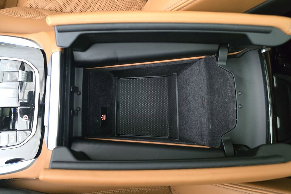 Certified 2024 BMW X7 xDrive40i w/ Executive Package image 22