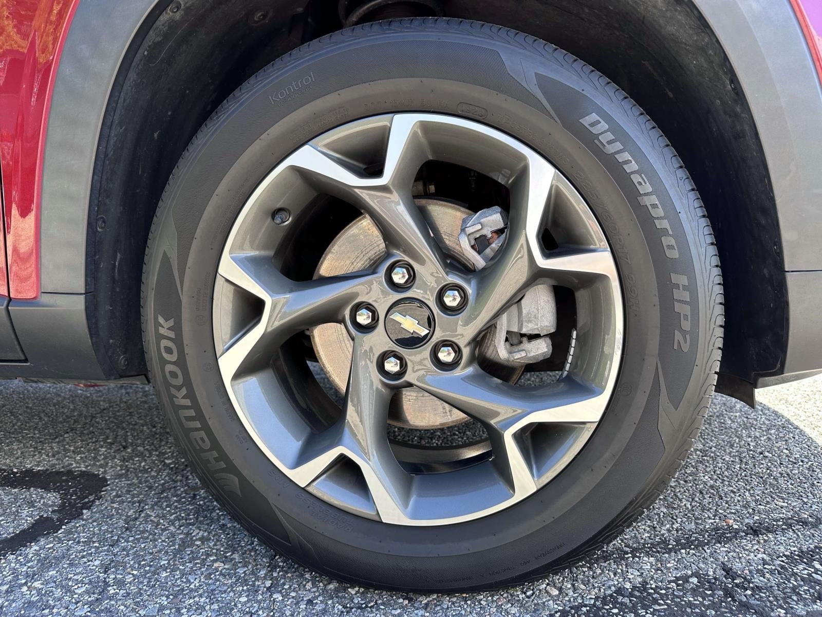 Used 2024 Chevrolet Trax LT w/ Driver Confidence Package FWD image 6