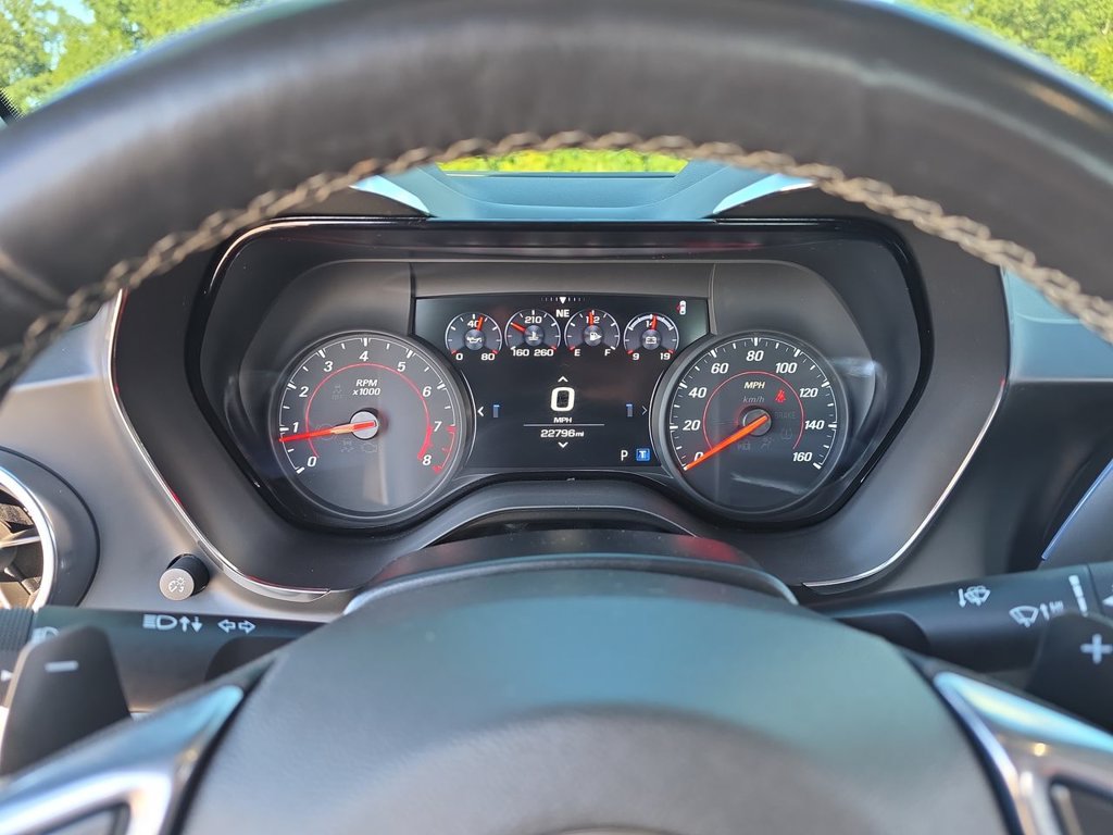 Used 2024 Chevrolet Camaro LT RWD image 11