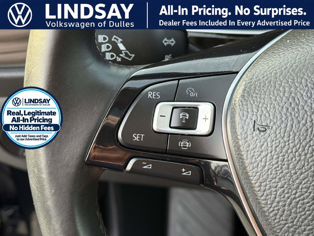 Used 2019 Volkswagen Jetta SEL w/ Cold Weather Package FWD image 21