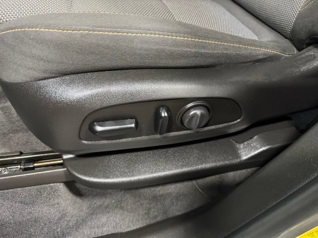 Used 2019 Chevrolet Traverse LT w/ LPO, Floor Liner Package AWD/4WD image 22