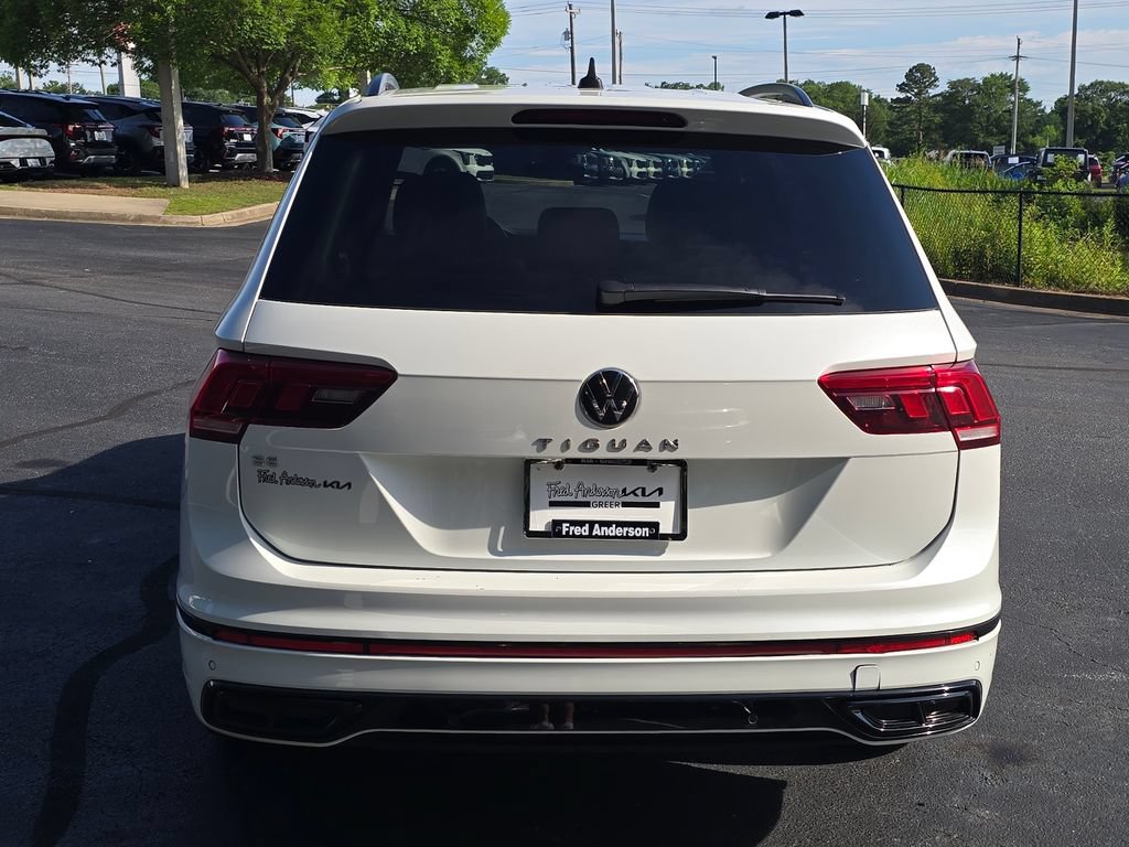 Used 2023 Volkswagen Tiguan SE R-Line FWD image 4