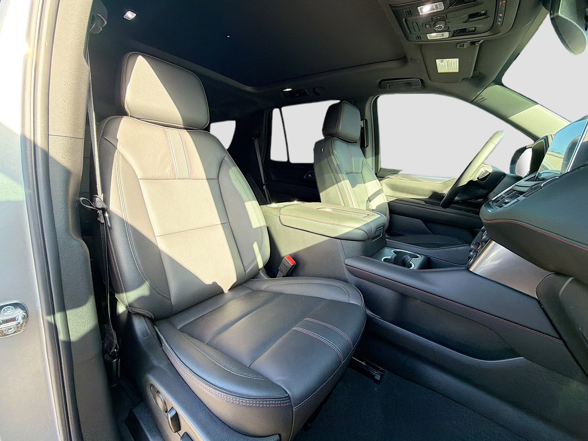 Used 2024 Chevrolet Tahoe RST w/ Sport Performance Package image 16