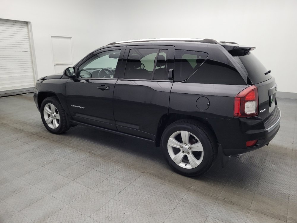 Used 2015 Jeep Compass High Altitude image 3