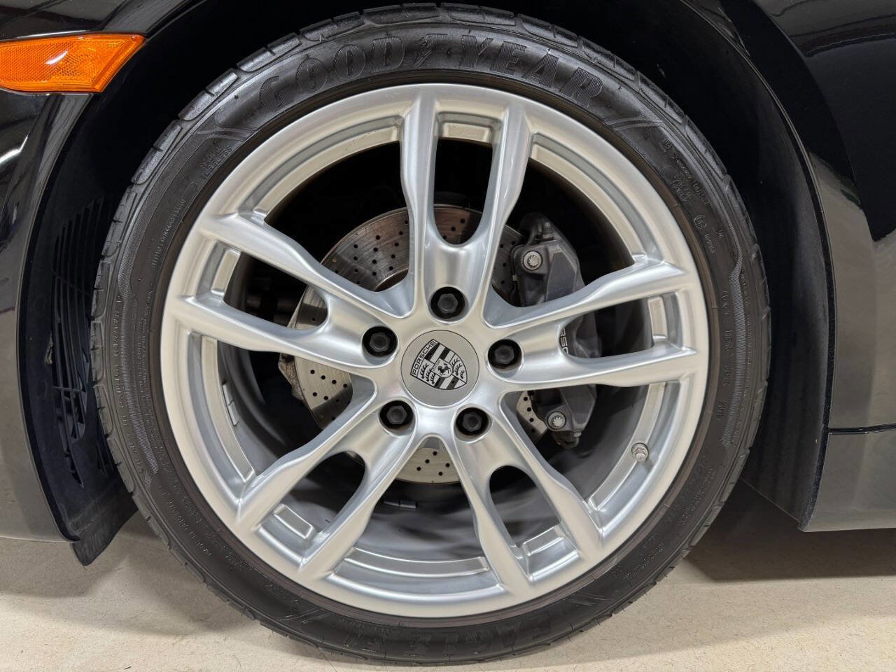 Used 2013 Porsche Boxster RWD image 13