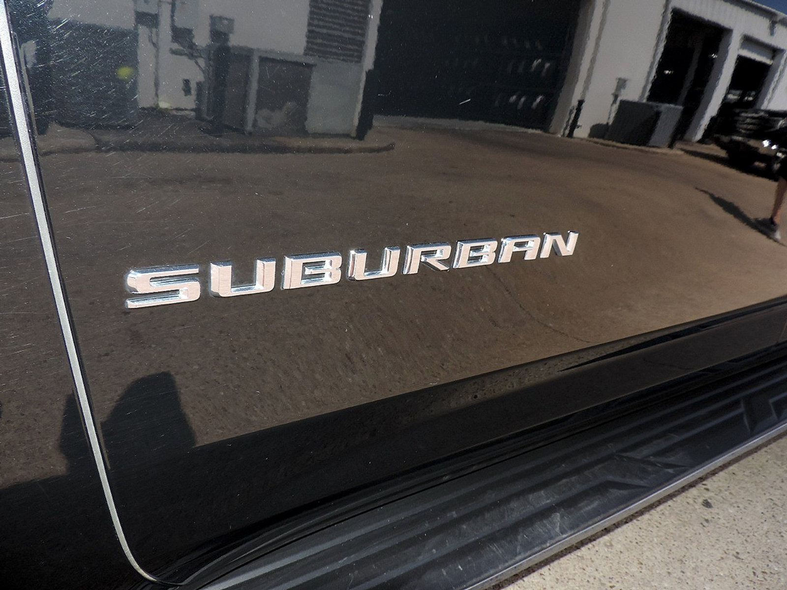 Certified 2026 Chevrolet Suburban Premier w/ Sun And Tow Package AWD/4WD image 22