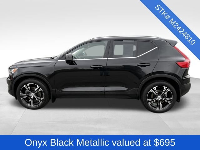 Used 2021 Volvo XC40 T5 Inscription w/ Protection Package image 4