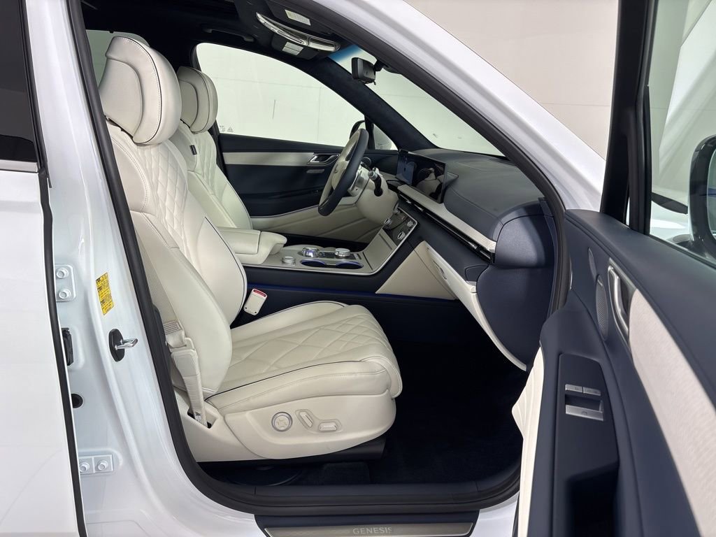 Used 2026 Genesis GV80 3.5T Prestige image 13