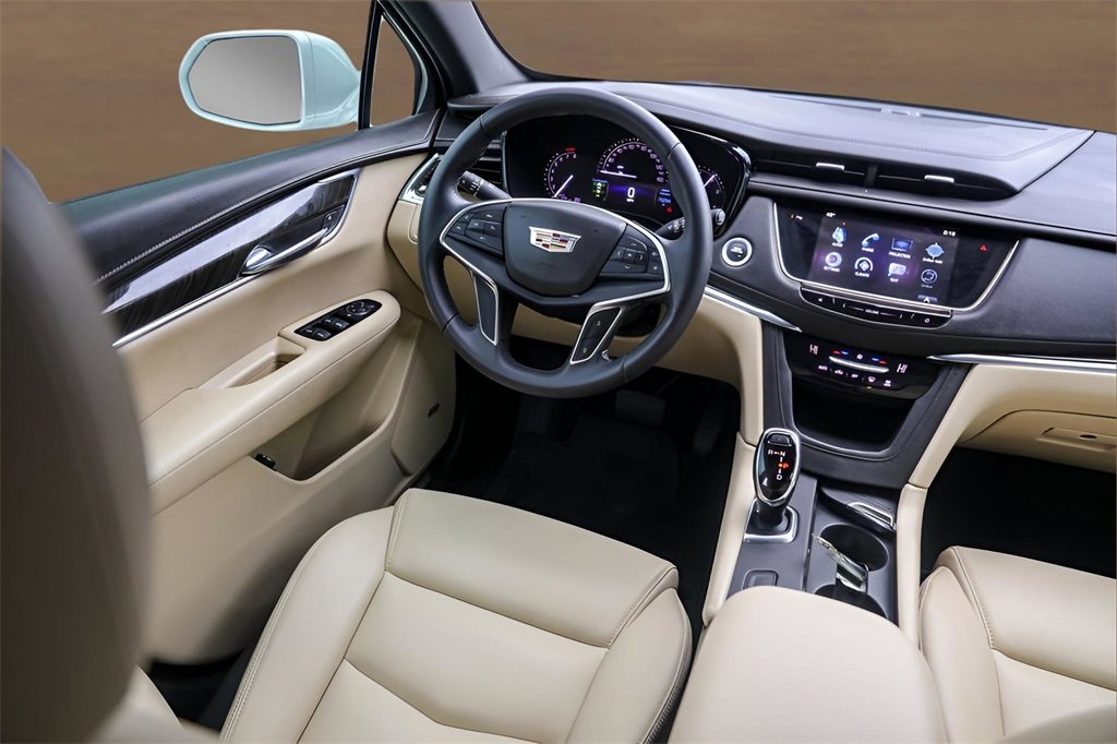 Used 2017 Cadillac XT5 FWD image 27