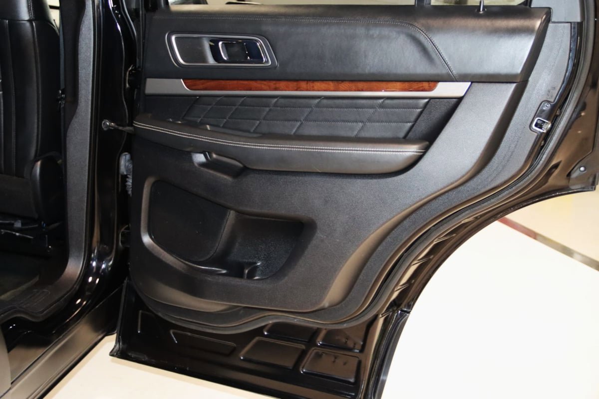 Used 2016 Ford Explorer Platinum AWD/4WD image 72