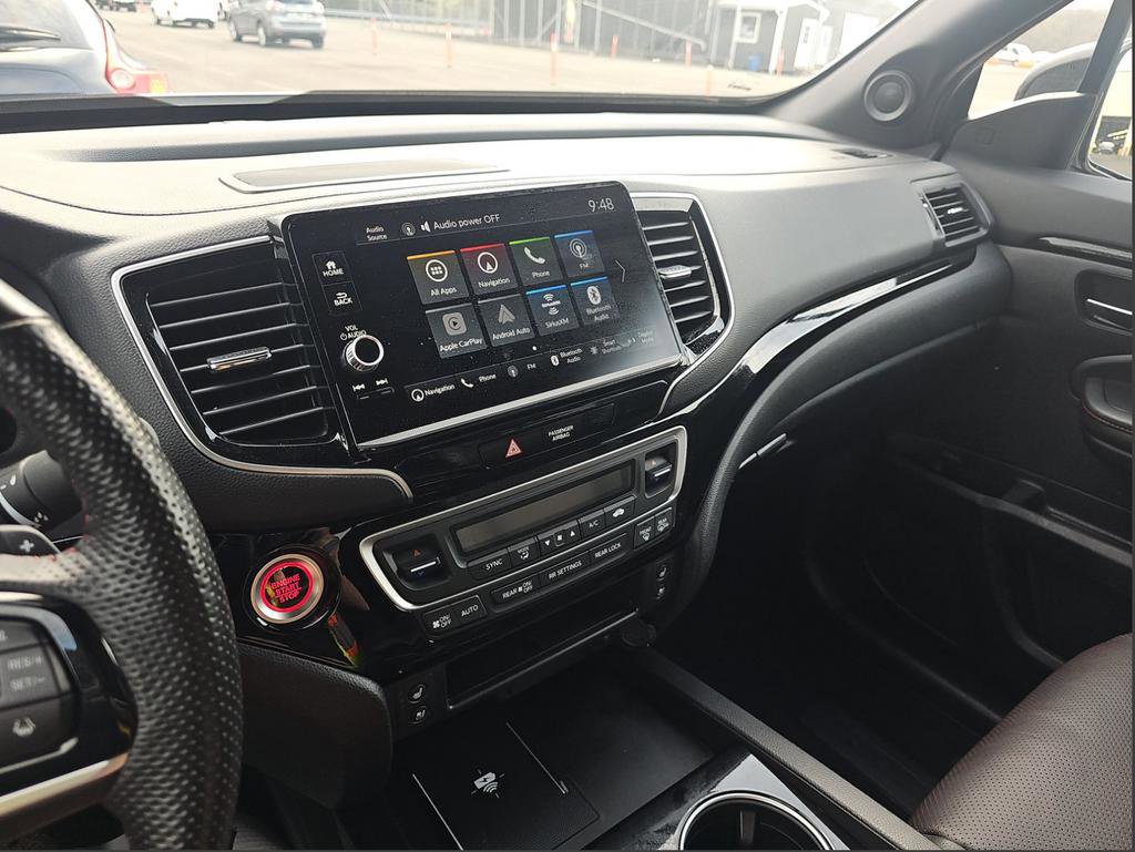 Used 2024 Honda Ridgeline Black Edition image 15