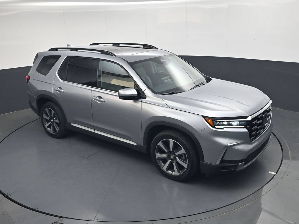 Used 2023 Honda Pilot Elite image 18