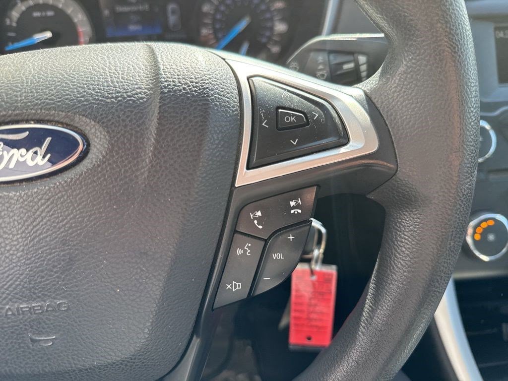 Used 2014 Ford Fusion SE FWD image 12