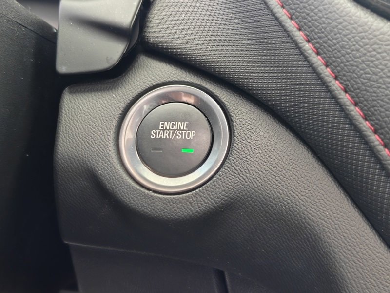 Used 2022 Chevrolet Equinox RS w/ RS Leather Package image 39