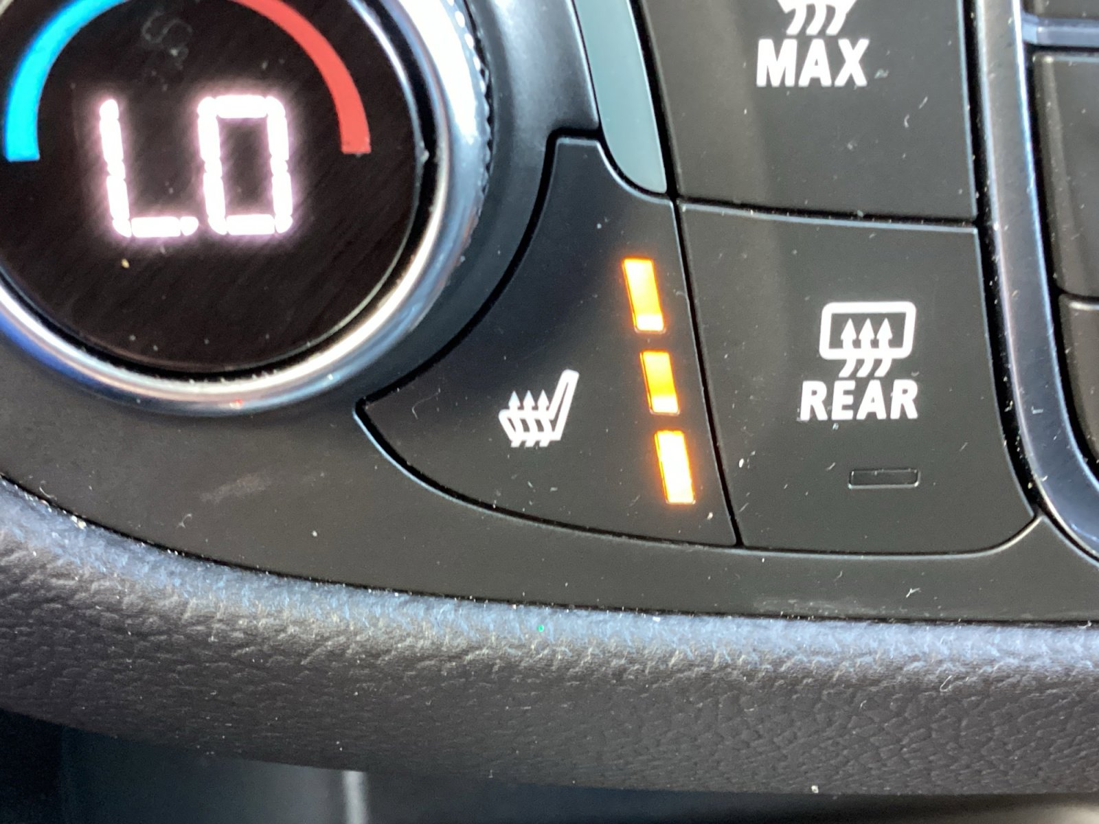 Used 2024 Chevrolet Equinox LT image 6