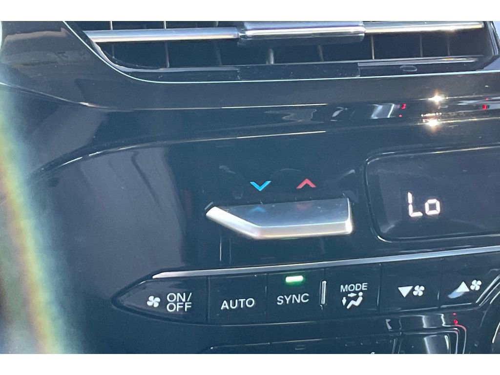 Certified 2025 Acura MDX FWD w/ Technology Package image 29