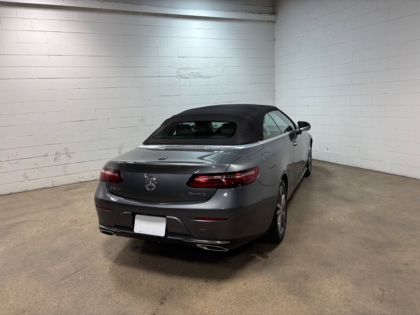 Used 2022 Mercedes-Benz E 450 4MATIC Cabriolet image 7