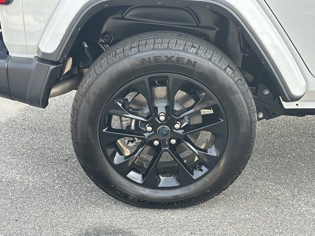 Certified 2025 Jeep Wrangler Unlimited Sahara w/ Safety Group image 20