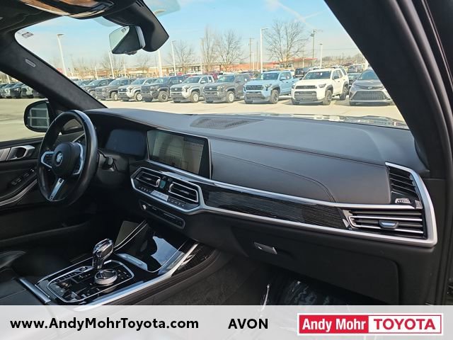 Used 2021 BMW X7 xDrive40i w/ M Sport Package image 41