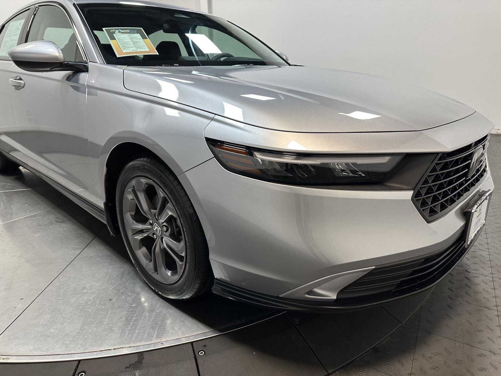 Certified 2023 Honda Accord EX image 3