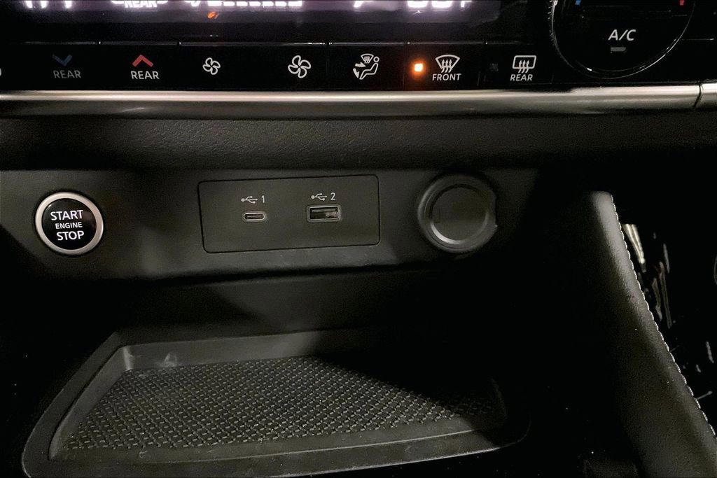 Used 2023 Nissan Rogue SL w/ SL Premium Package image 31