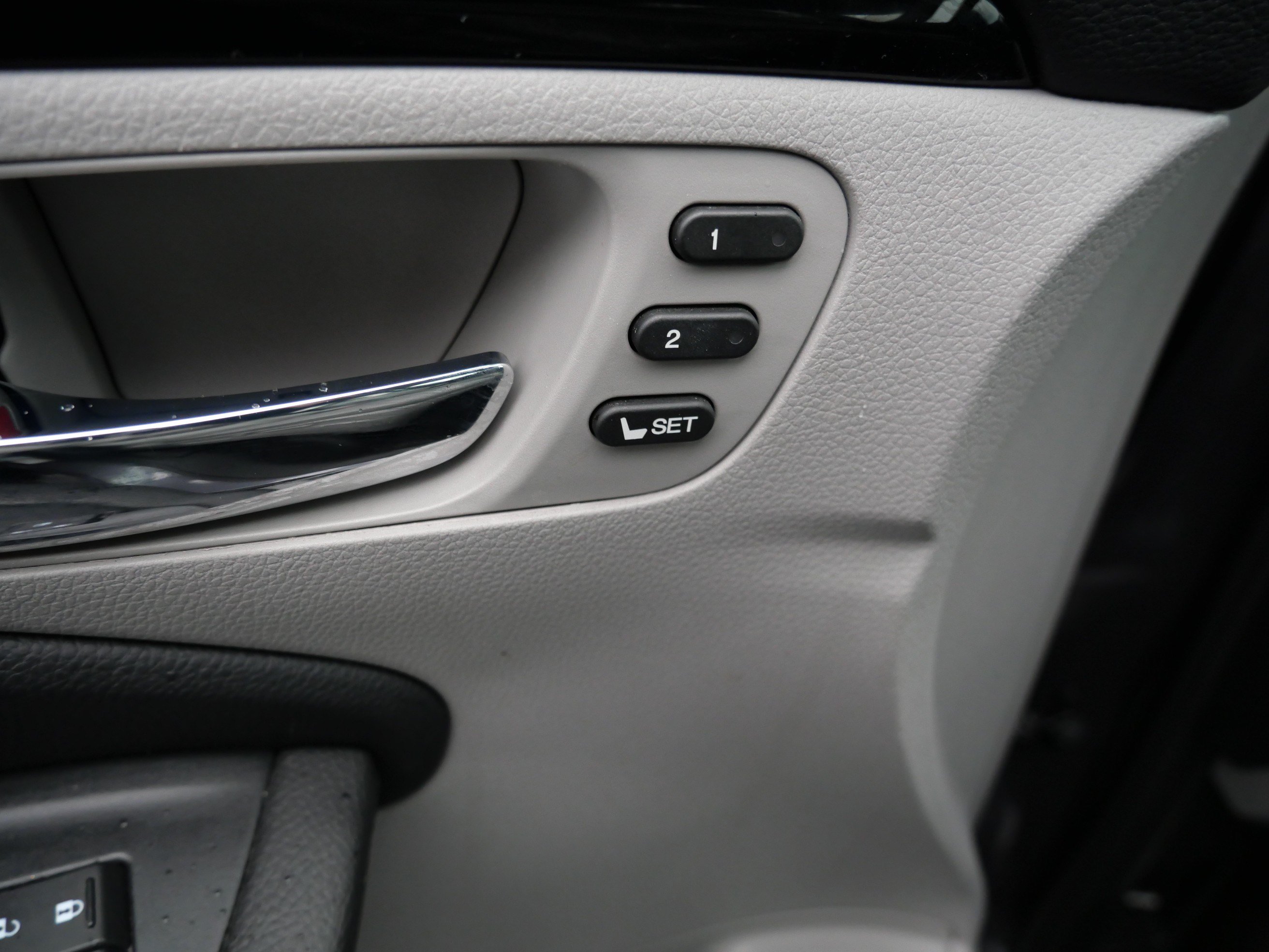 Used 2022 Honda Pilot Touring image 19