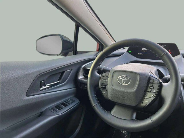 Used 2023 Toyota Prius XLE image 13