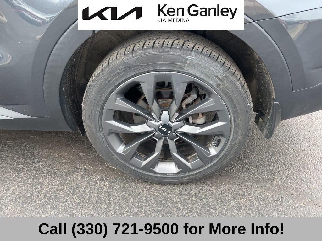 Certified 2023 Kia Sorento SX Prestige image 24