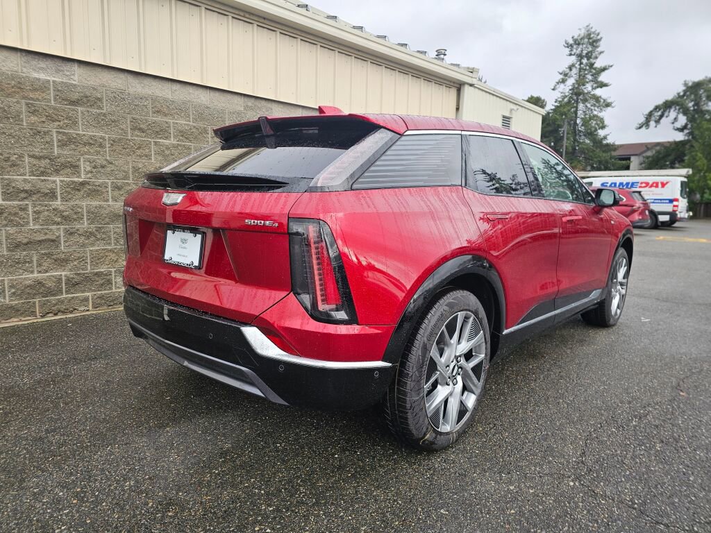 New 2026 Cadillac Optiq Luxury 1 image 11