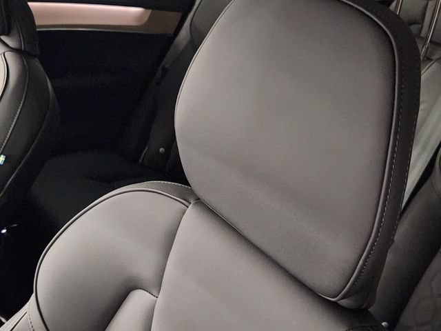 New 2026 Volvo XC90 B5 Core AWD/4WD image 15