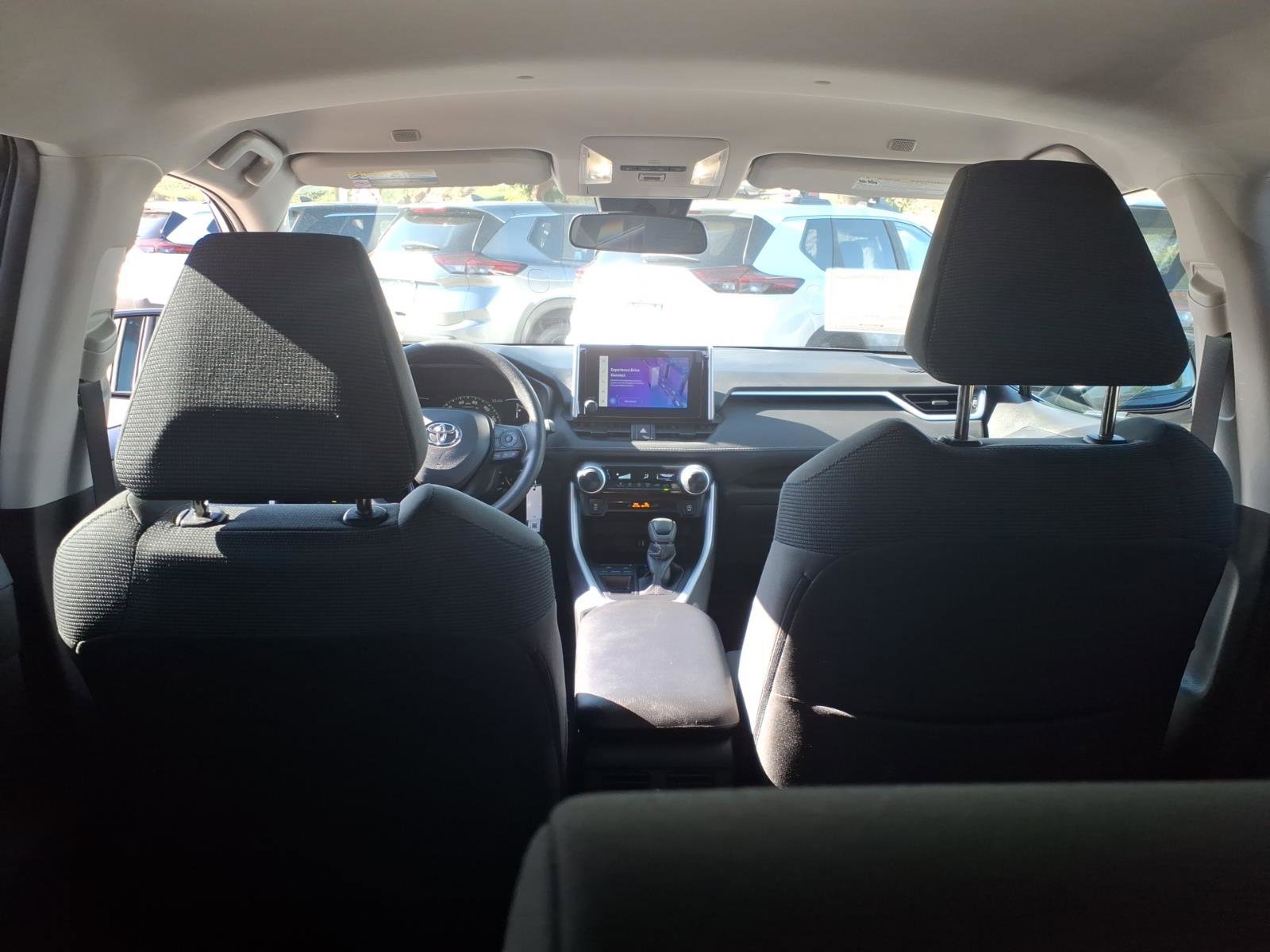 Used 2025 Toyota RAV4 LE image 8