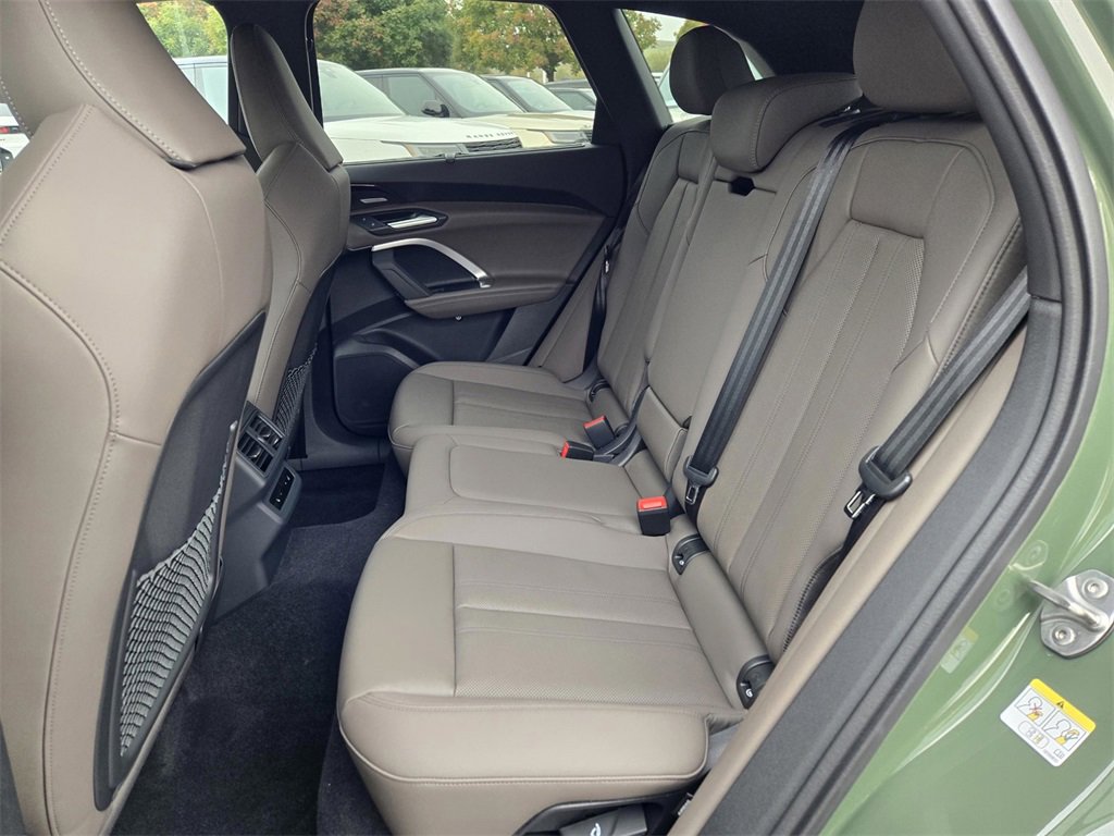 New 2025 Audi Q5 Prestige image 10