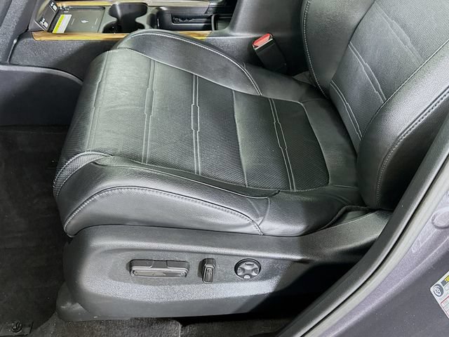 Used 2019 Honda CR-V Touring image 29